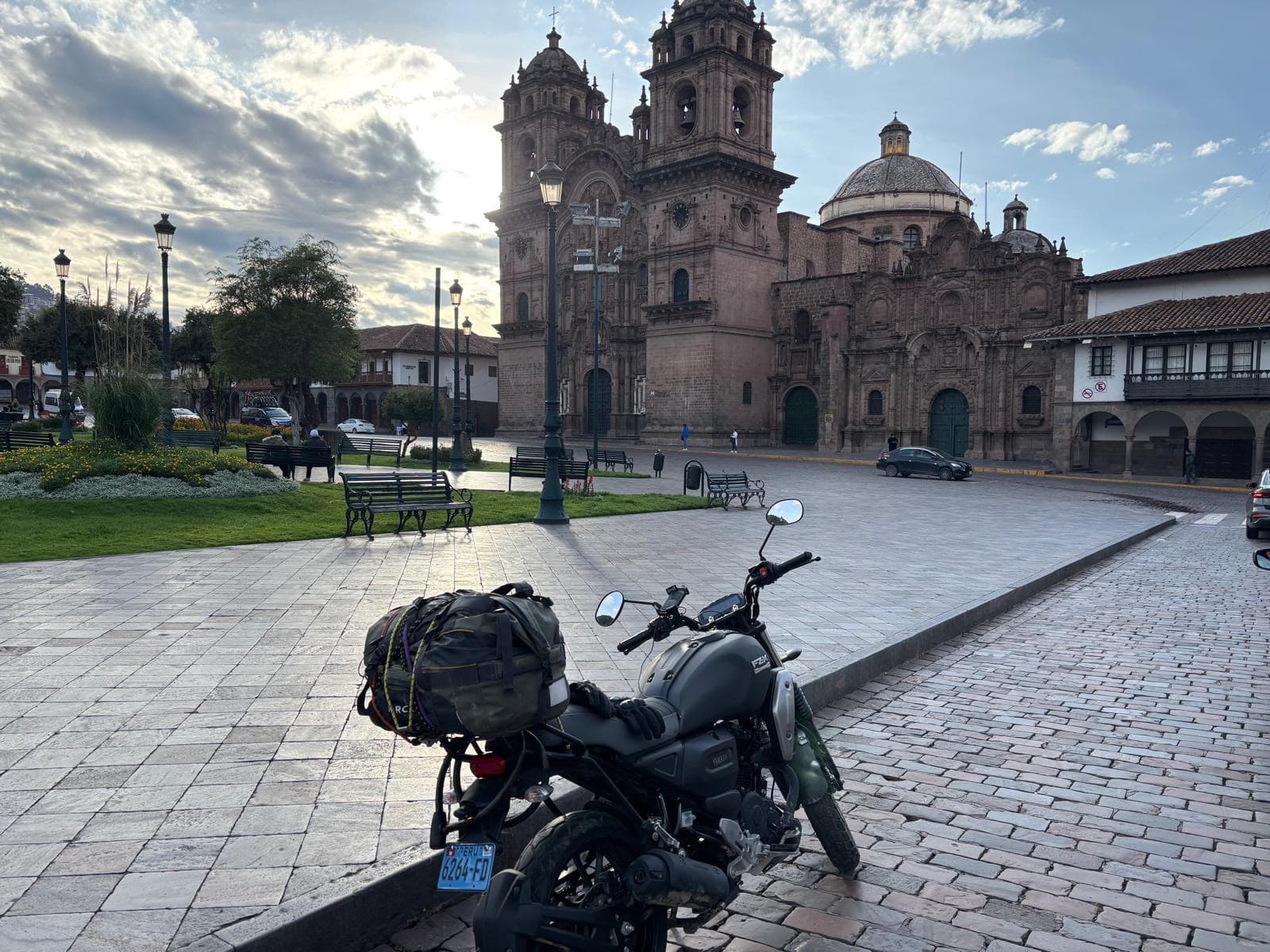 Aventura en moto por el Perú – Lima Road